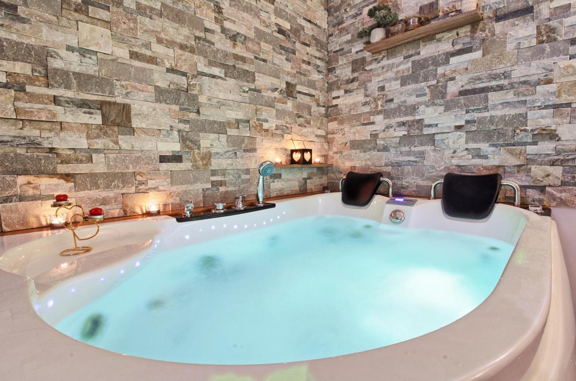 Aux 3 Glands - Nature & Spa Dieffenbach-au-Val Exterior photo